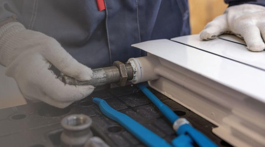 Burst Pipe Repair in Glen, MS